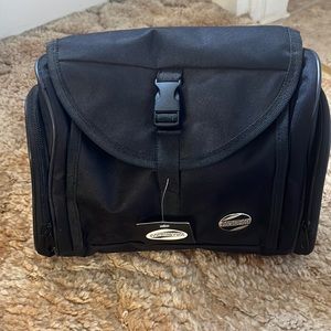 NWT American Tourister Toiletry Bag